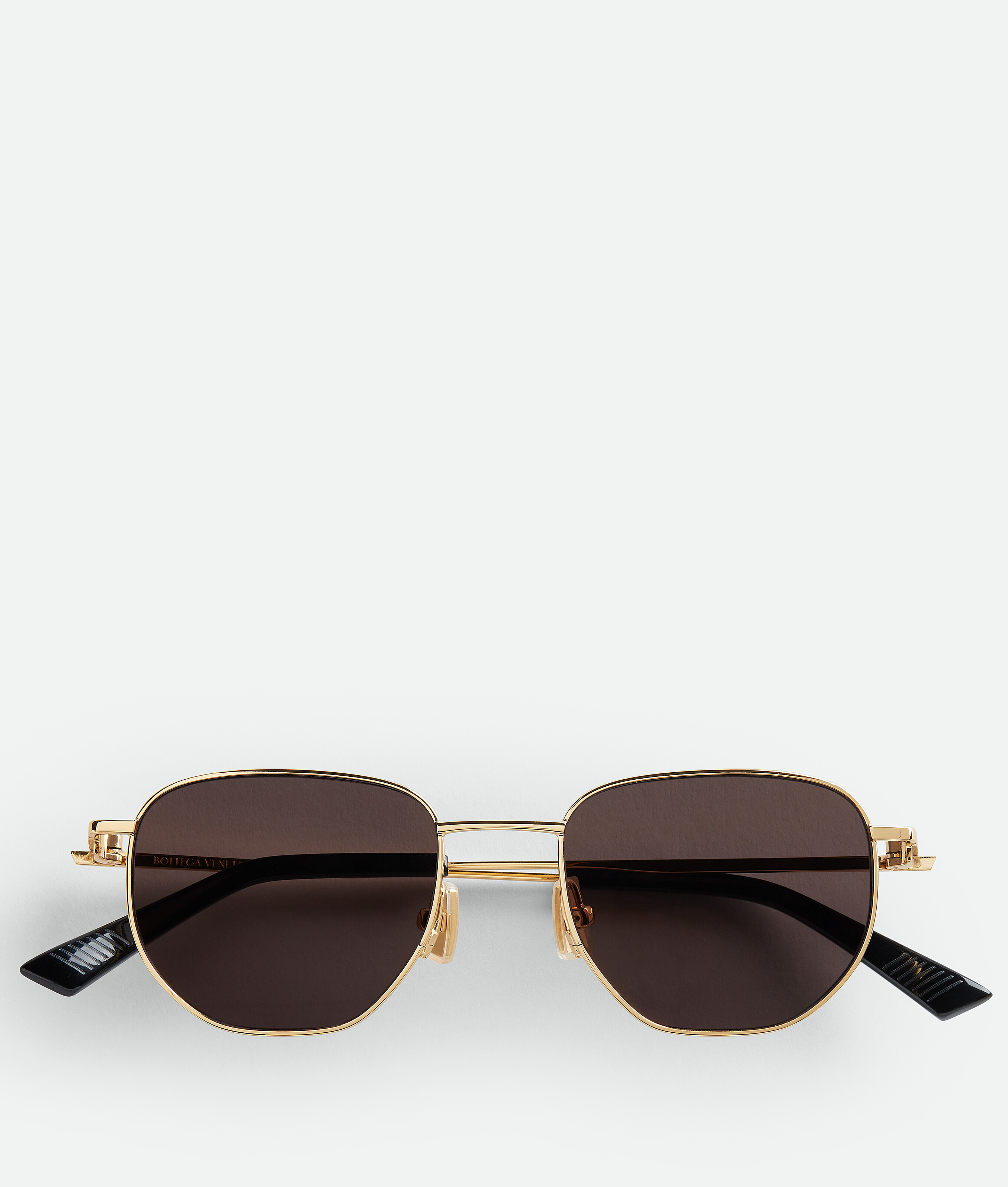 Split Panthos Sunglasses in Gold/grey