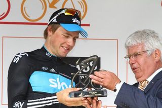 Edvald Boasson Hagen (Sky) gets his trophy
