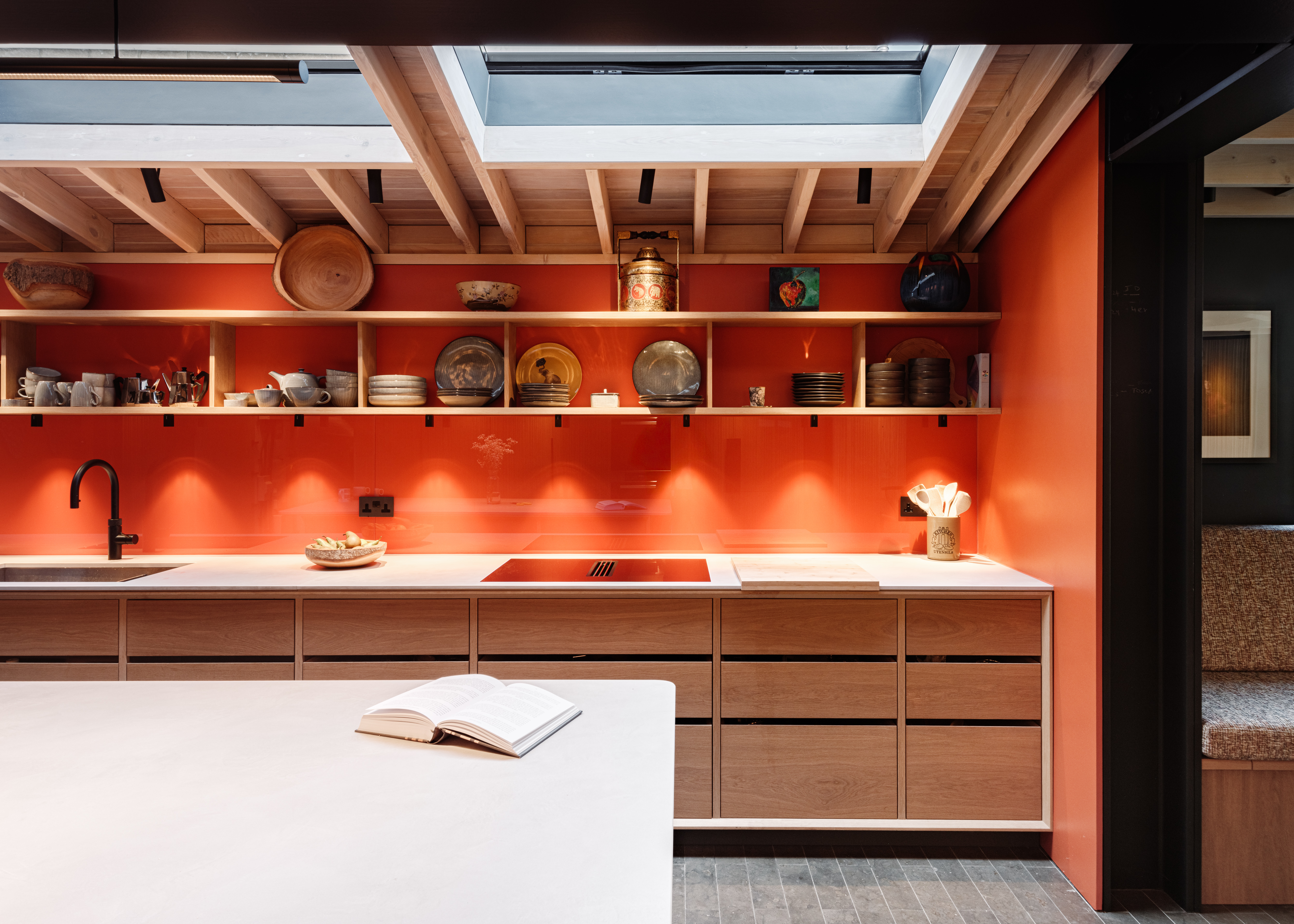 The Gallery, London, by Cagni Williams Associates