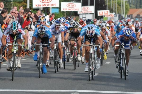 Adam Blythe (Omega Pharma - Lotto) is metres away from winning stage 1 at Circuit Franco-Belge.