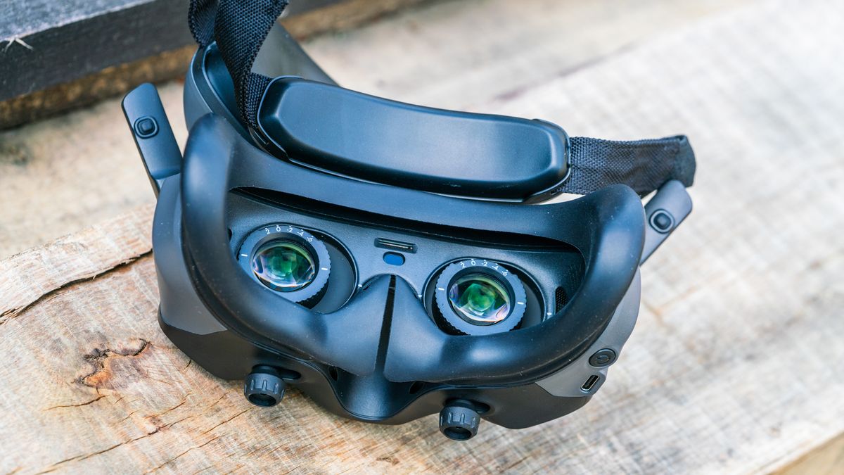 DJI Avata 2 FPV drone goggles