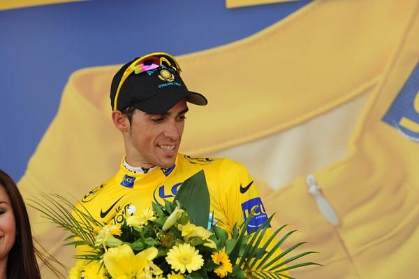 Alberto Contador looking more secure in yellow after stage 19.