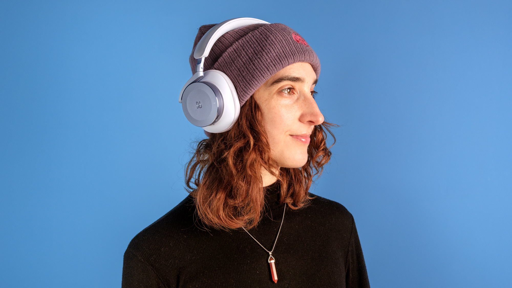 Bang &amp; Olufsen H95 in silver and white