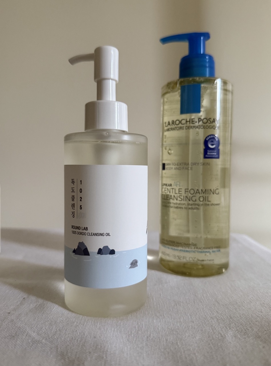 The La Roche-Posay Lipikar AP+Gentle Foaming Cleansing Oil and Round Lab 1025 Dokdo Cleansing Oil