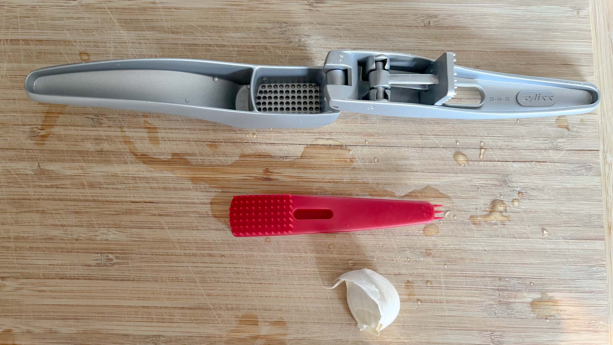 The Best Garlic Presses In 2024: Tested And Rated | Tom's Guide