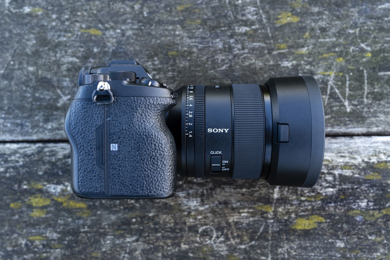 Sony FE 35mm f/1.4 GM lens