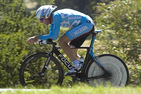 Luke Roberts (Milram) powers towards a podium finish in the men's time trial.