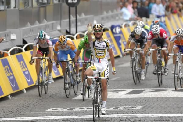Mark Cavendish (HTC-Columbia) won by a boulevard for the second year running