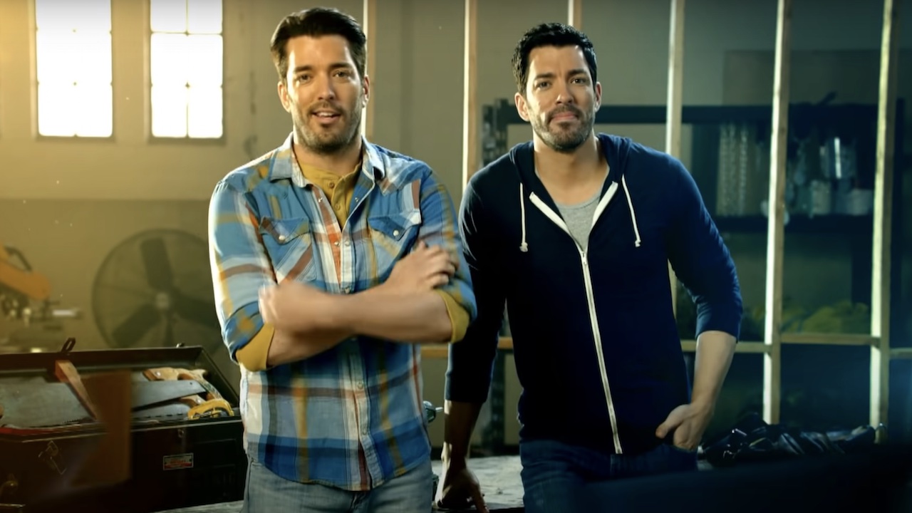 HGTV's Drew And Jonathan Scott Amusingly Poke Fun At Anthony Anderson's Reaction To On-Set Injury: 'We Just Heard This Shriek'