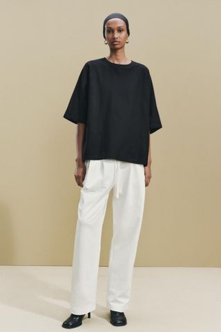 Pleated Jogging Pants