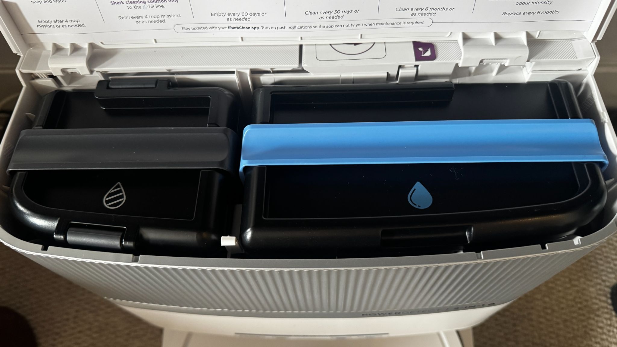 Shark PowerDetect UV Reveal base water tanks