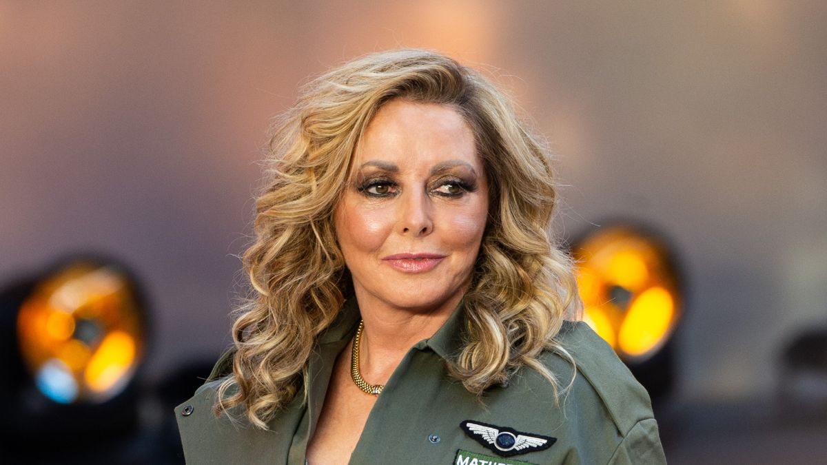 ‘Glowing’ Carol Vorderman shows off super-toned body after new workout ...
