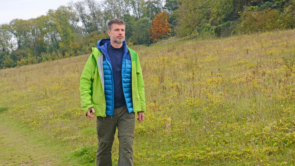 Hiking layers what you need to keep warm on the trail Advnture