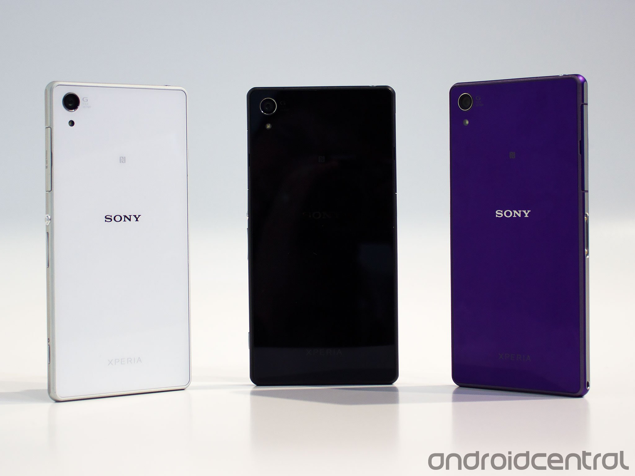 Sony xperia сравнение. Sony Xperia z2. Sony z2 d6503. Sony Xperia z2 White. D6503 Xperia z2.