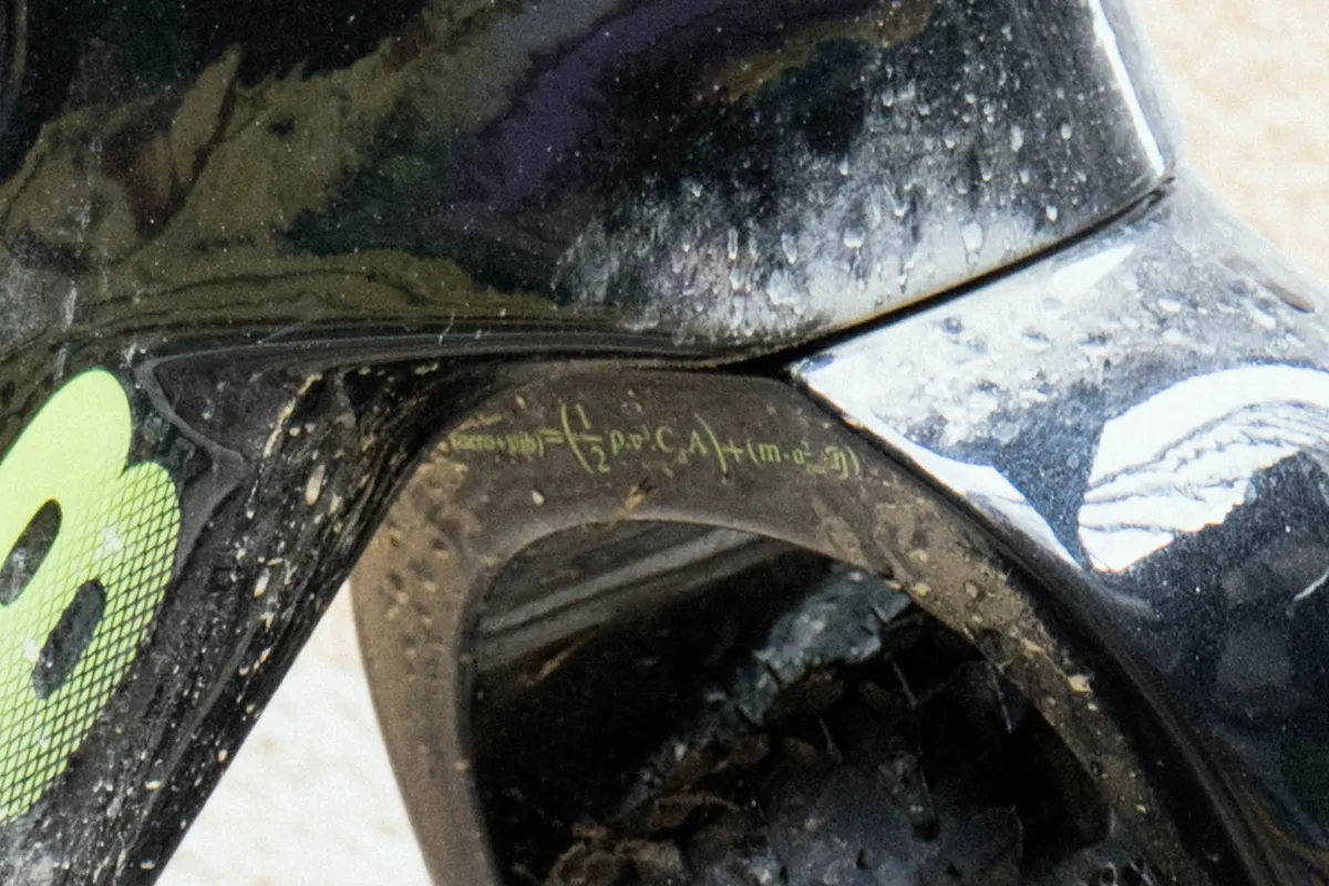 Post image 4