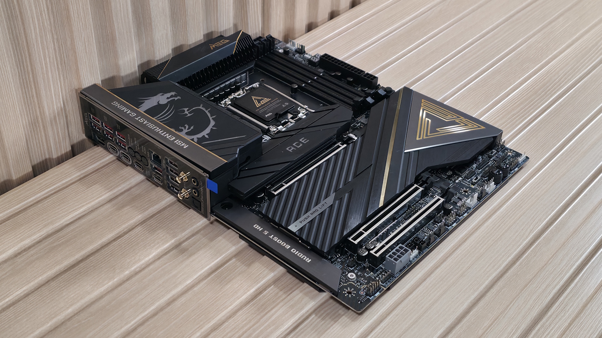 MSI MEG X870E Ace Max