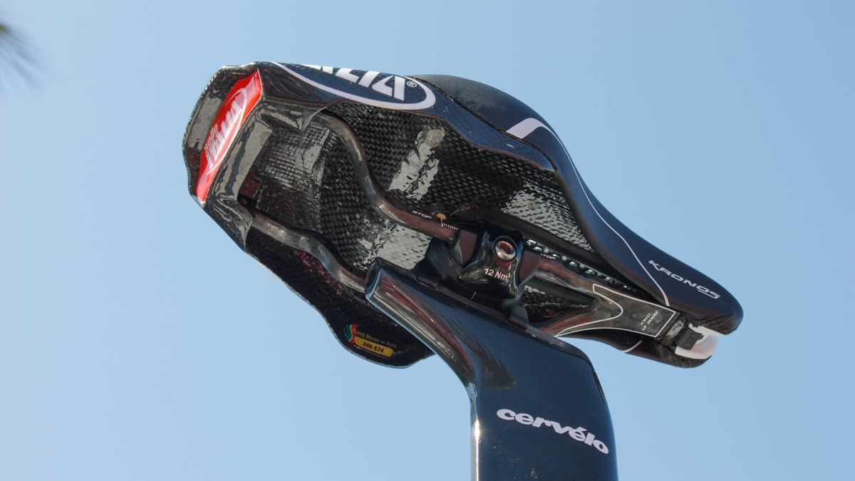 The Selle Italia Kronos saddle is a tasty bit of carbon (Matthew Allen / Immediate Media)