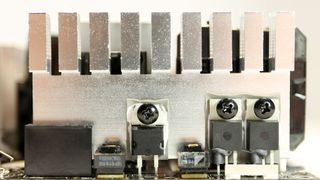 Antec Signature Titanium 1000W APFC converter
