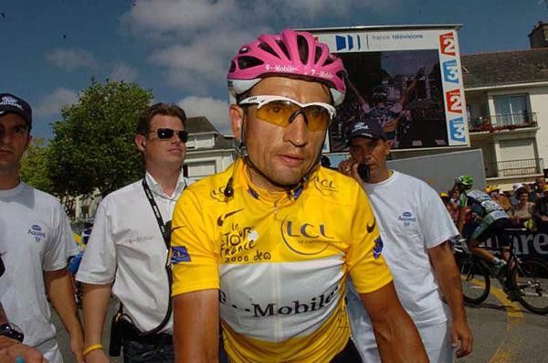 Serguei Gonchar (T-Mobile) at the end of his first day in yellow