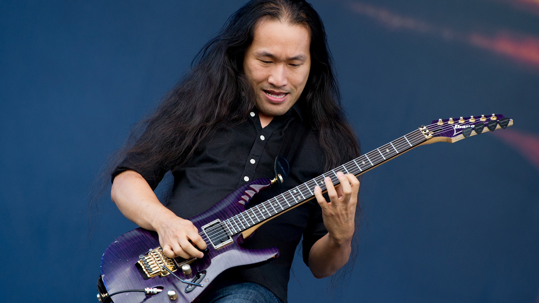 Dear Guitar Hero Dragonforce S Herman Li Answers Your Questions I Am A Specialist In My Own Weird Guitar Sound Guitar World