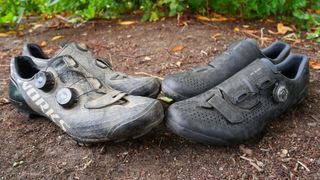Shimano RX8 and Specialized S-Works Recon toe to toe on a dirt surface