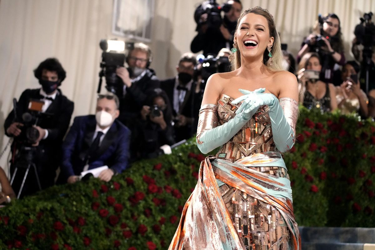 Blake Lively's 2022 Met Gala dress was a colour-changing delight ...