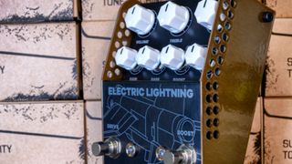 ThorpyFX's Electric Lightning pedal