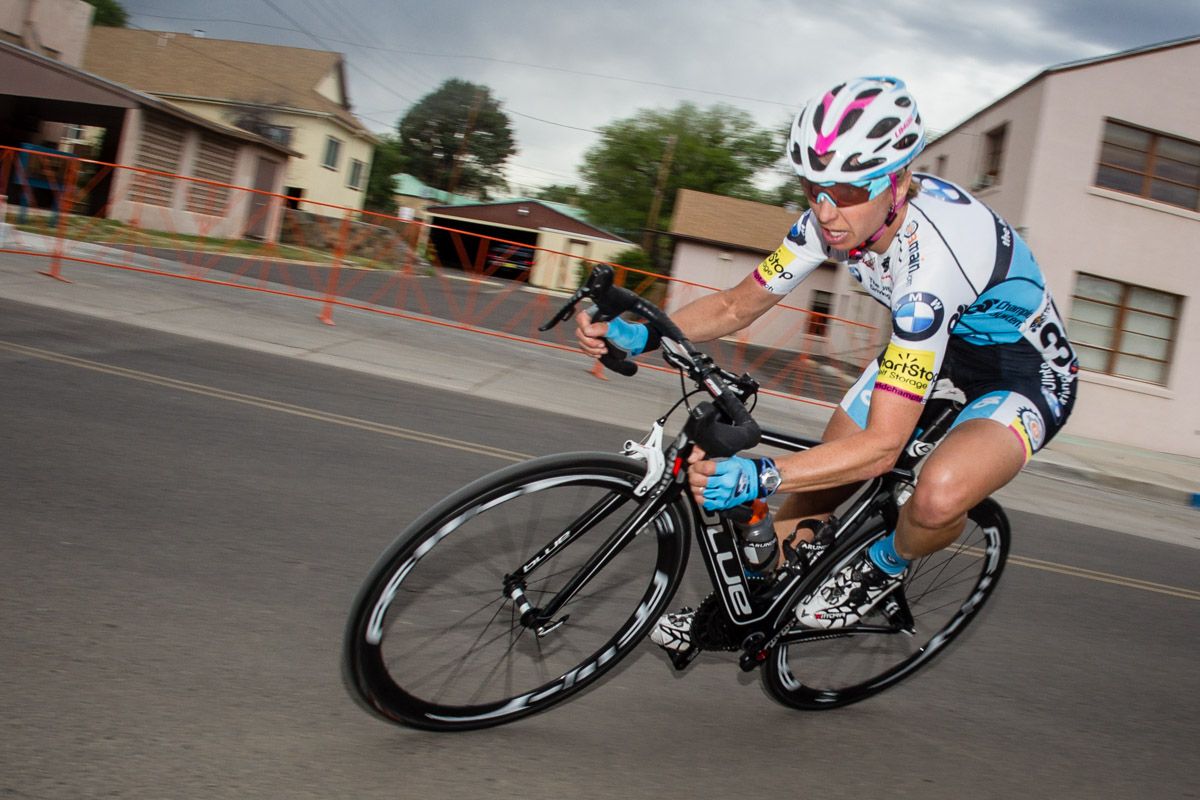 Liza Rachetto (BMW) off the front after taking a prime.