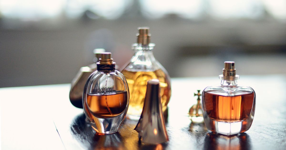 The 8 Best Honey Perfumes For Elevated Gourmand Scent | Marie Claire UK