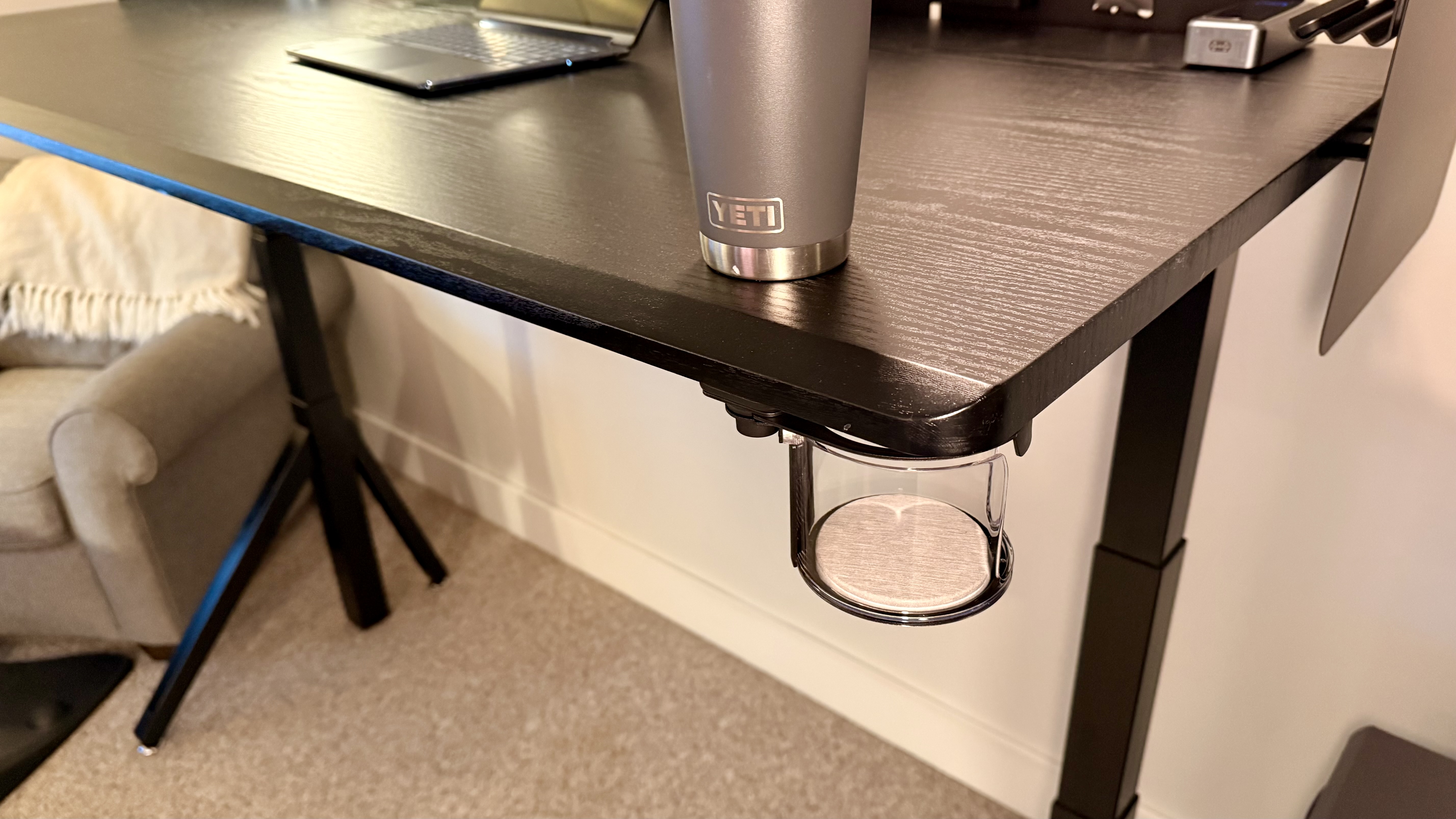 Dezctop | Revon Elite