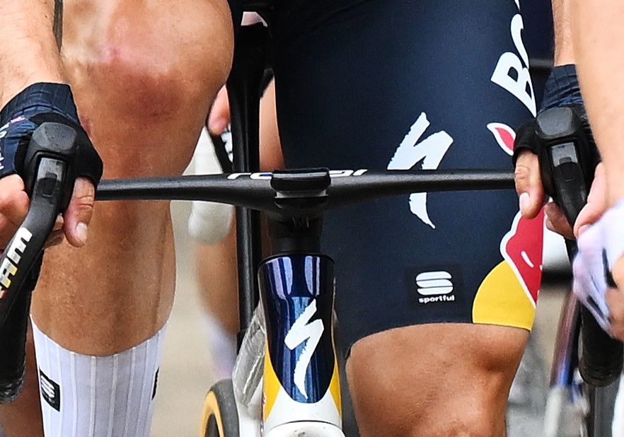 Primoz Roglic racing at the Tour of Spain