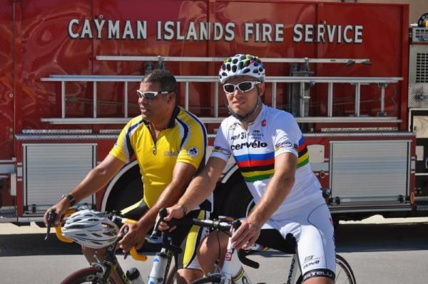 One of many riders to pose for a photo with world champion Thor Hushovd