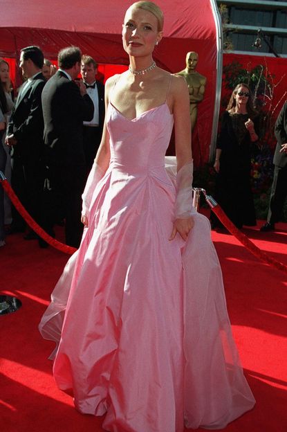 Gwyneth Paltrow at the 1999 Academy Awards