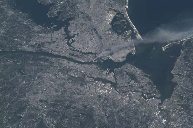 9/11 Remembered in Space Photos