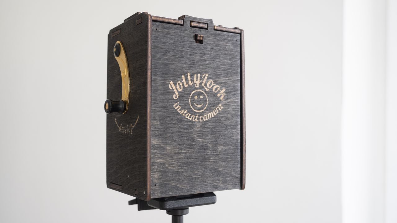 Jollylook Pinhole camera