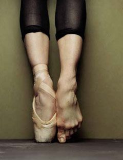ballerina toes en pointe