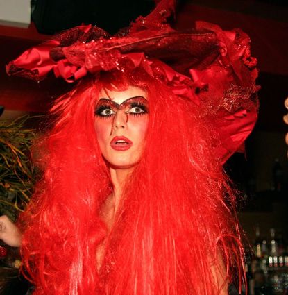 2004: Red Witch