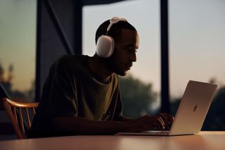 Apple Airpods Max Listening Experience