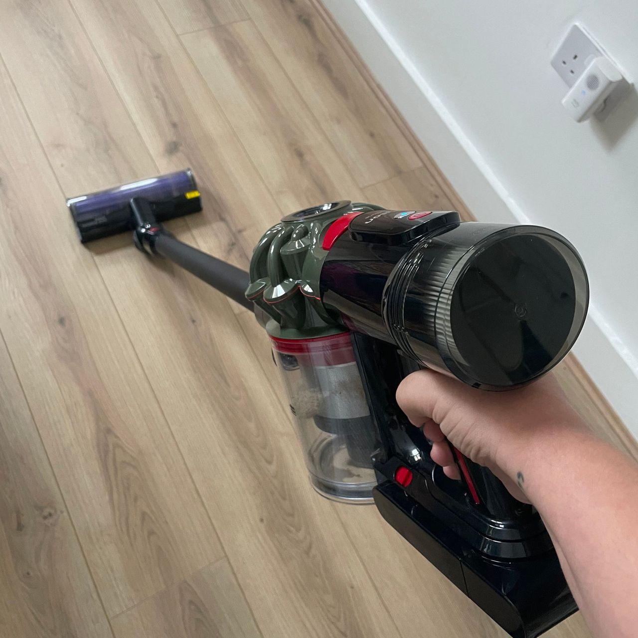 Using the Dyson V8 Cyclone to vacuum wood-effect flooring
