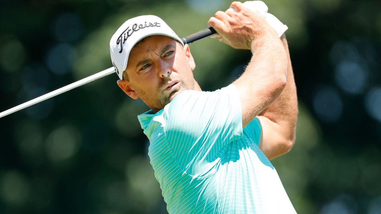 Charles Howell III takes a tee shot during the 2022 Travelers Championship