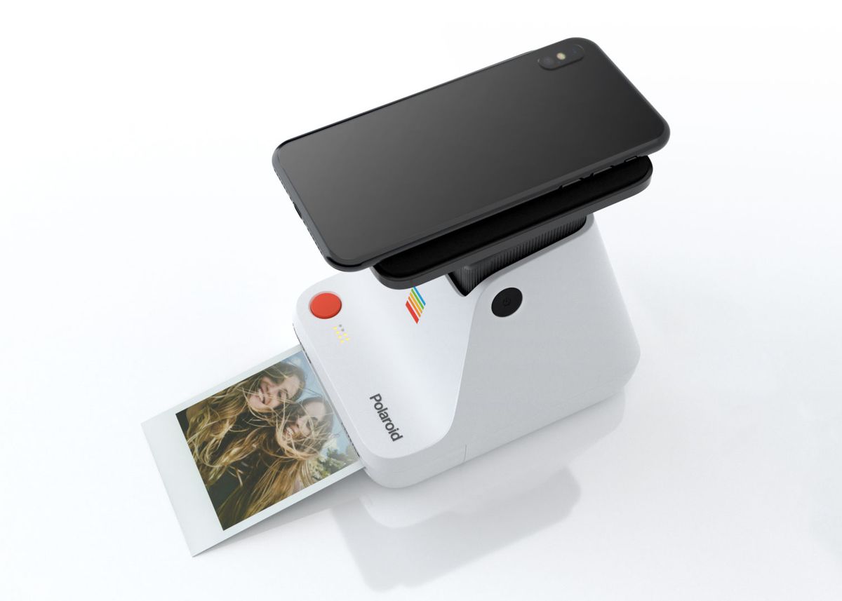 Print your smartphone photos with the brand new Polaroid Lab