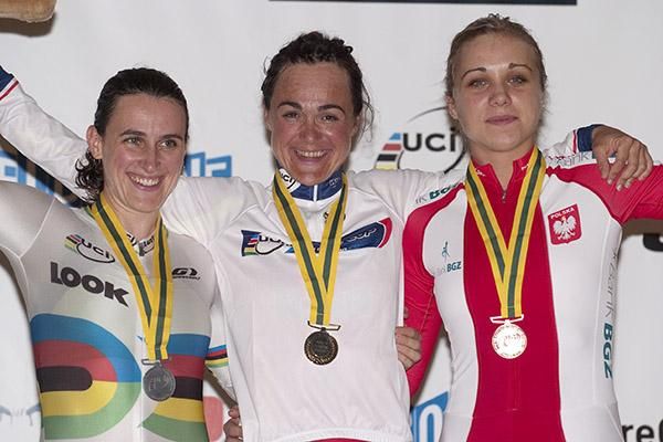 The women's omnium podium (l-r): Tara Whitten (2nd,CAN), Leire Olabbaria (1st,ESP), and Malgorzata Wojtyra (3rd,POL).