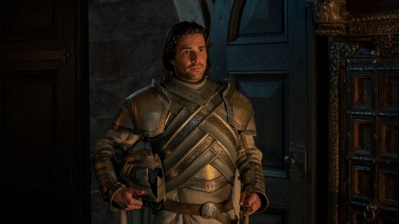 Fabien Frankel como Ser Criston Cole con armadura en House of the Dragon