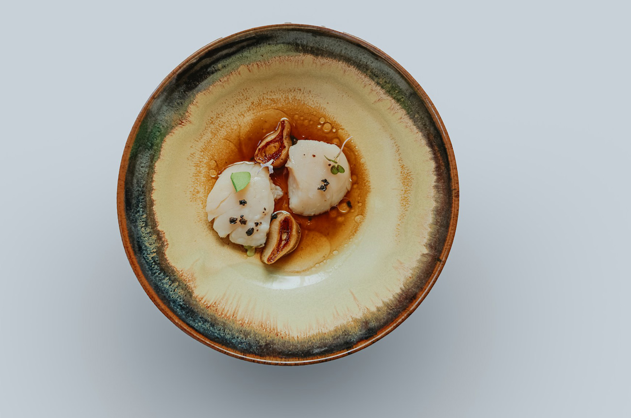 Scallops_broth_martin-baron-unsplash.jpg
