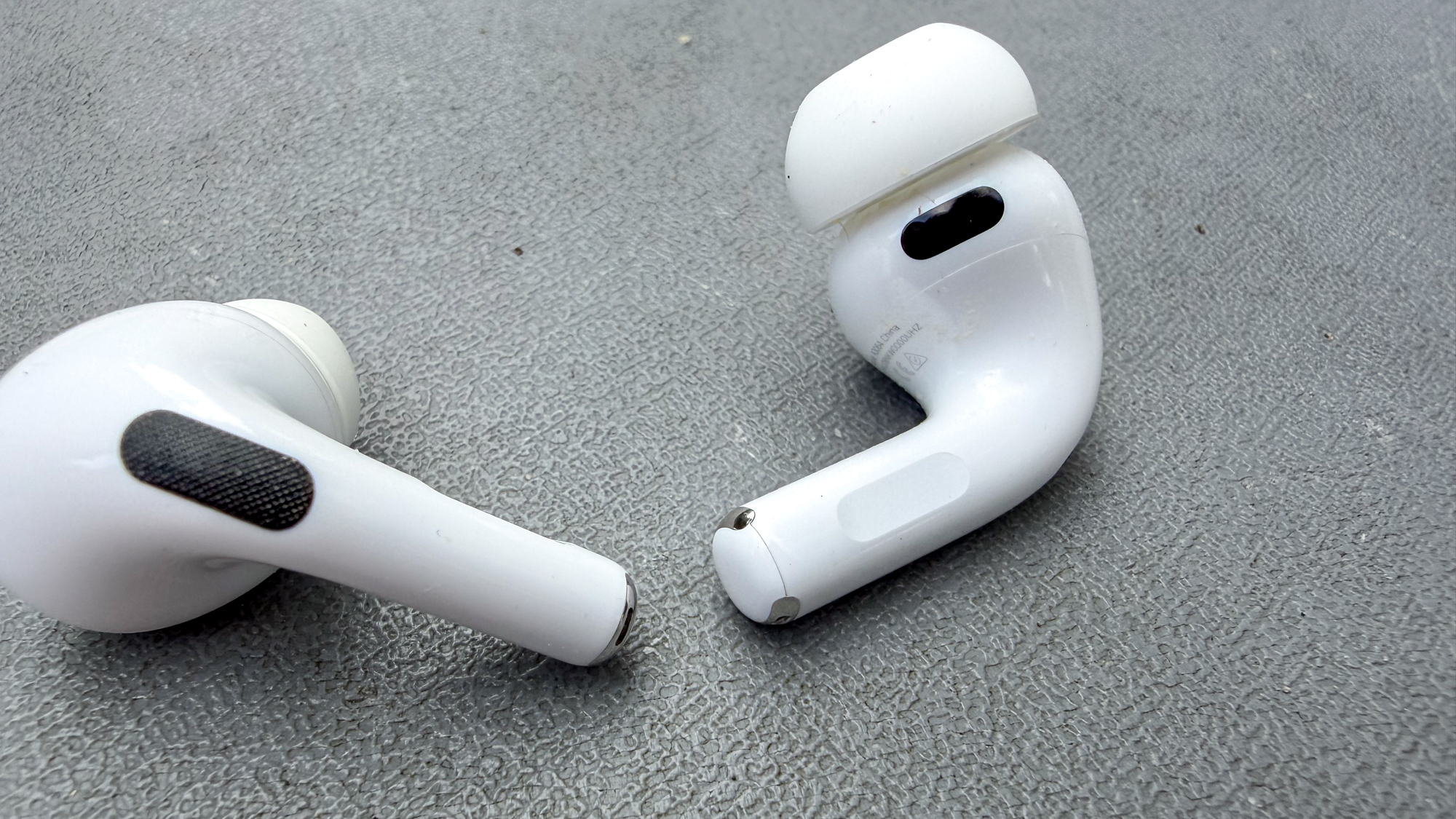 AirPods Pro 2 vs AirPods Pro 3