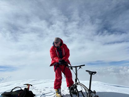 Neil Laughton sets new world record for highest bike ride