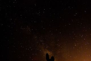 2013 Lyrid Meteor Over Saguaro Lake