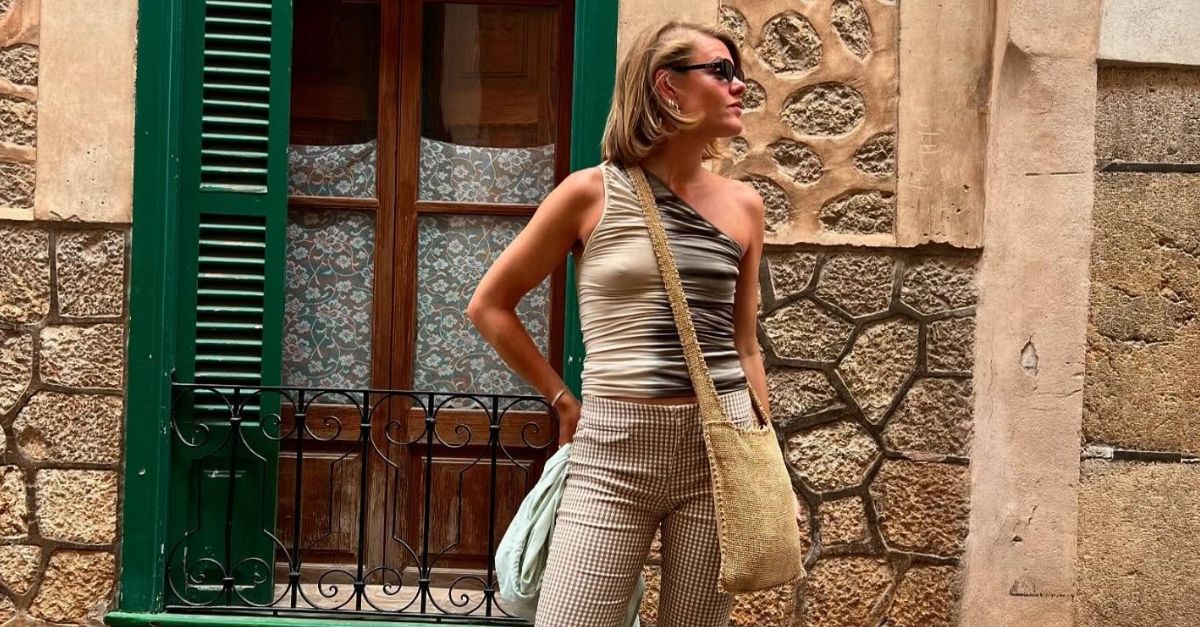 The ’90s Platform Flip-Flop Trend is Back for Summer 2025