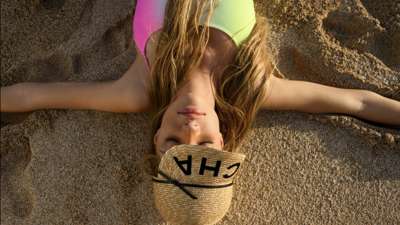 Hair, Sand, Blond, Beauty, Leg, Long hair, Fun, Summer, Photography, Brown hair, 