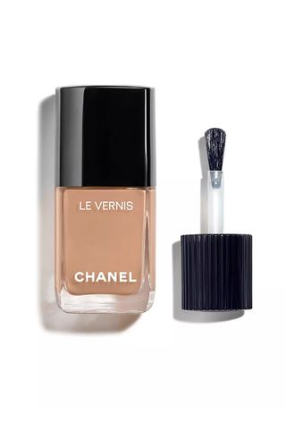 Product_vanilla_0000s_0022_Chanel Le Vernis Legende Nail Colour